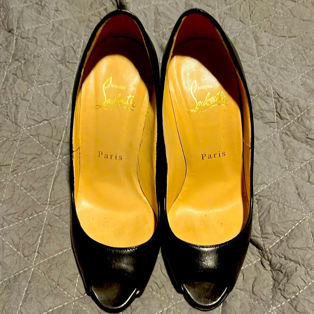 Christian louboutin peeptoe heels
